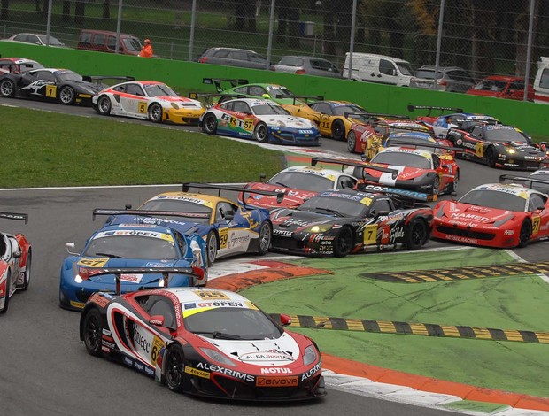 GT Open Luiz Razia Rafael Suzuki McLaren Monza (Foto: Speedy Foto / divulgação)