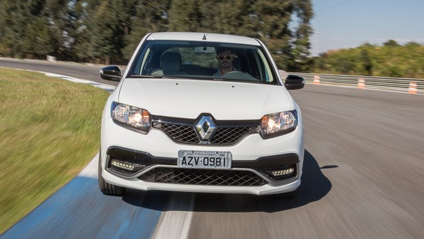 Renault Sandero RS (Foto: Marcos Camargo/Autoesporte)