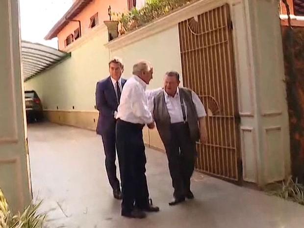 Michel Temer recebeu o economista Delfim Netto em sua casa (Foto: GloboNews/Reprodução)