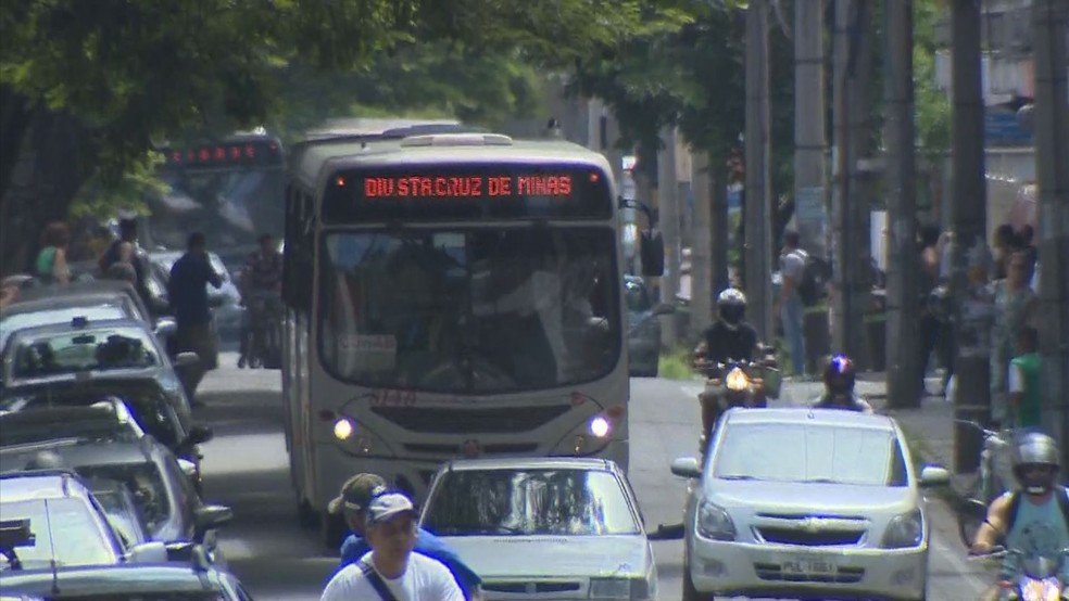 Tarifa de ônibus pressionou aceleração da inflação de dezembro para janeiro. (Foto: Reprodução/TV Integração)