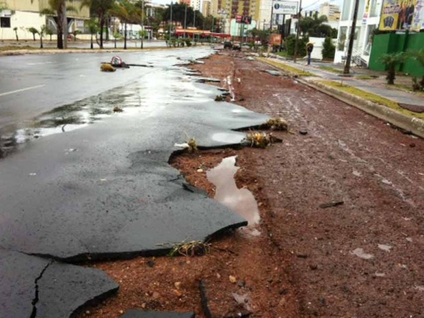 Chuva Uberlândia maio (Foto: Fernanda Resende/G1)