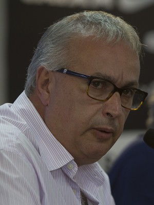 Presidente do Corinthians descarta desmanche: 