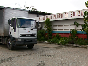 Matadouro Público Pedro de Souza, em Caruaru (Foto: Reprodução/ TV Asa Branca) Matadouro Público Pedro de Souza, em Caruaru (Foto: Reprodução/ TV Asa Branca)