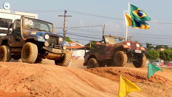Jipes 'invadiram' sambódromo de Macapá para a 6° edição do Fest Jeep (Foto: Andreza Sanches/Arquivo pessoal)