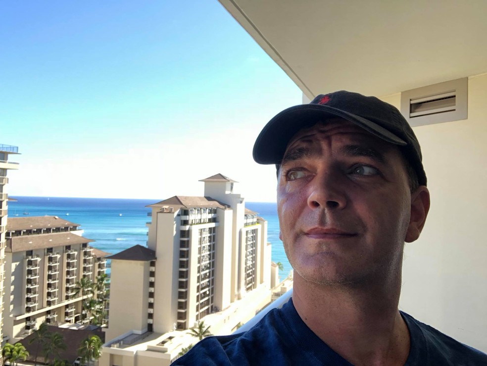 Cr Tico De Trump Nico Republicano Gay Assumido Candidato Ao Congresso Defende Posse De Armas E