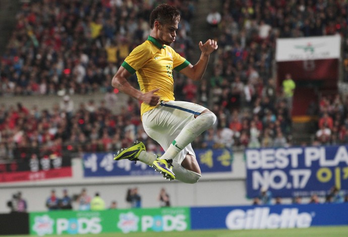 Neymar gol Brasil x Coreia (Foto: AP)