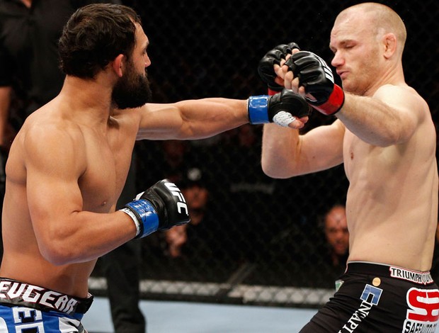 UDC 154 Martin Kampmann e Johny Hendricks (Foto: Agência Getty Images)