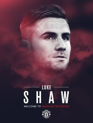 Luke Shaw fecha com o United (Foto: Reprodução)