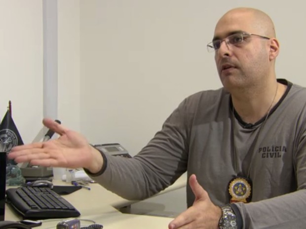 Delegado Felipe Curi foi baleado em megaoperação no Conjunto de Favelas do Alemão nesta quarta-feira (3) (Foto: Reprodução/TV Globo)