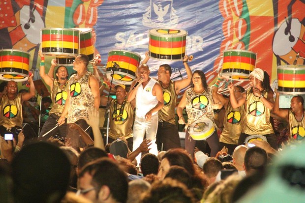 OLUDUM ABRE O CARNAVAL DE SALVADOR (Foto: JC PEREIRA / AGNEWS)