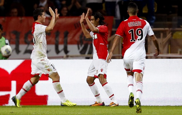 Falcao Garcia Monaco gol Lyon (Foto: Agência AFP)