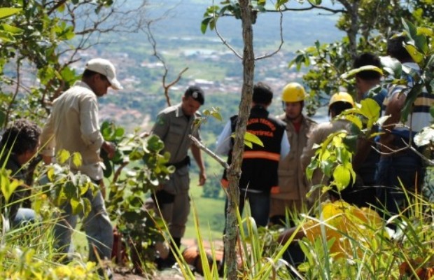 Corpo de jovem grávida é encontrado por preso fugitivo na Serra de Jaraguá, Goiás (Foto: Folha de Jaraguá)