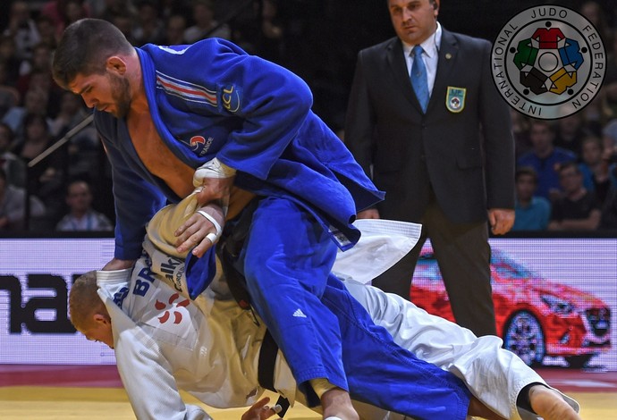 Rafael Buzacarini perde para judoca francês (Foto: © IJF Media Team - Isla Molleson)
