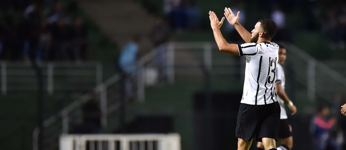 Corinthians x Sport Sub-17 (Foto: Marcos Ribolli)