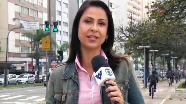 Repórter Paula Araújo (Foto: Reprodução)