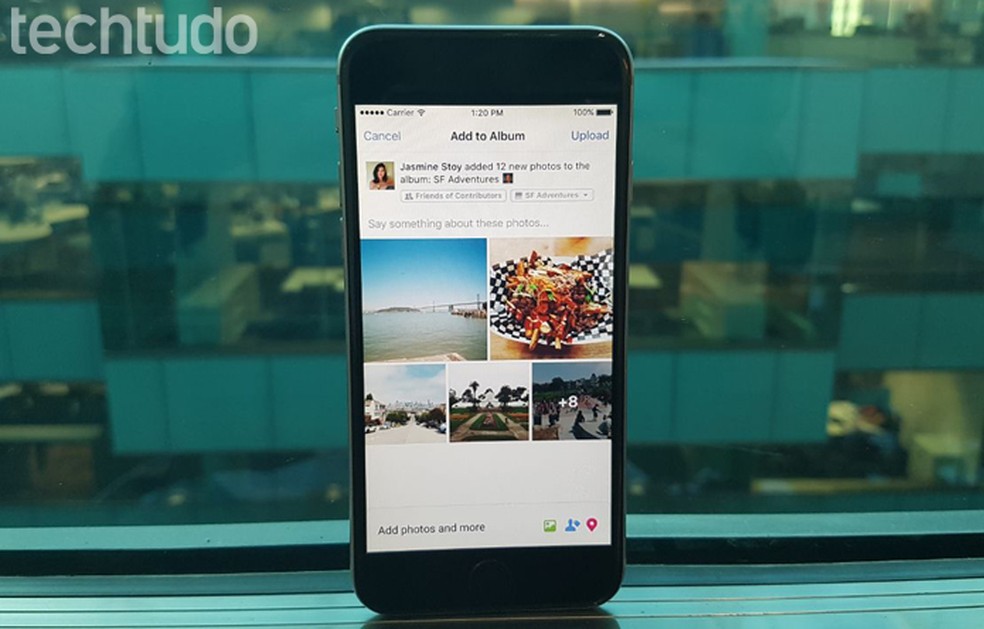 Além de fotos, agora é possível adicinar check-in, vídeos e mensagens de texto em álbuns do Faebook (Foto: Gabrielle Lancellotti/TechTudo)
