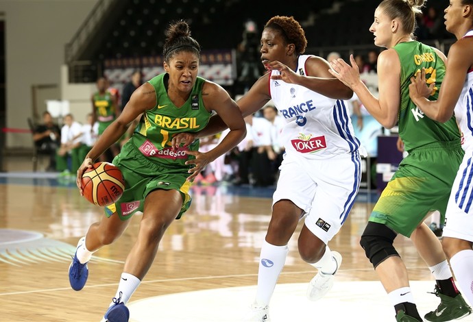 brasil x frança basquete feminino mundial (Foto: Divulgação/FIBA)