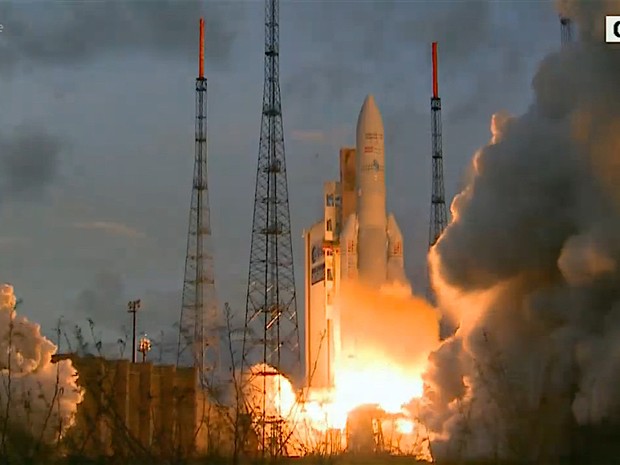 Foguete Ariane 5 decola levando 2 satélites ao Espaço (Foto: Imagem: Agência Espacial Europeia)
