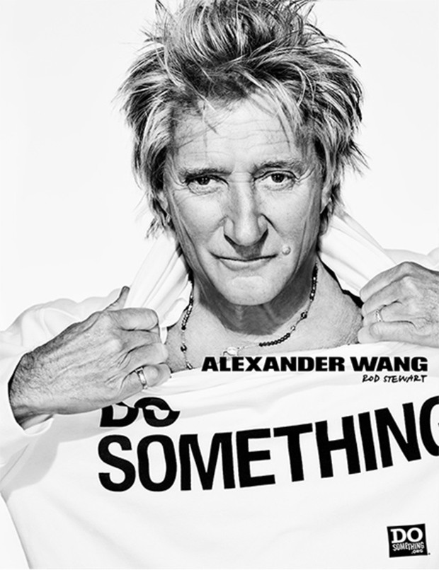 Rod Stewart na campanha 'Do Something', de Alexander Wang (Foto: Divulgação)