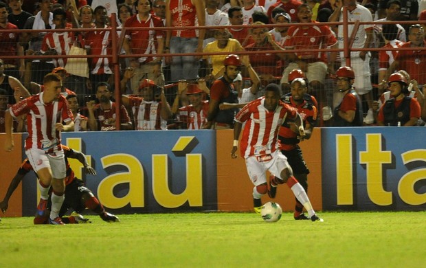 NÁUTICO 0 x 0 FLAMENGO (Aldo Carneiro / Pernambuco Press)
