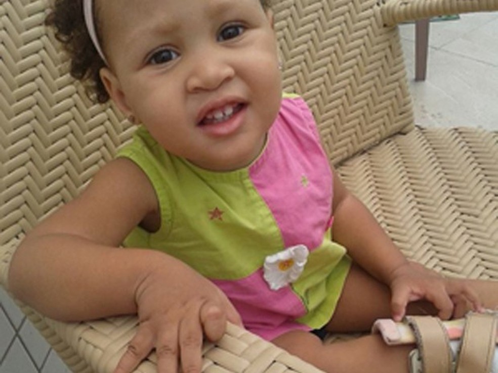 Tratamento com células tronco pode fazer Lorena andar pela primeira vez (Foto: Maria Carolina Camilo/Arquivo Pessoal)