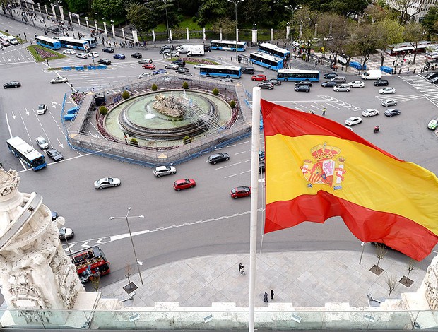 preparativos para a festa do título do Real Madrid (Foto: AFP)