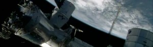 Cápsula Dragon chega à ISS com equipamentos (NASA-TV/AP)