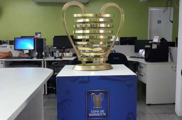 Taça Copa Nordeste chega a Maceió (Foto: Divulgação/ Marketing OAM)