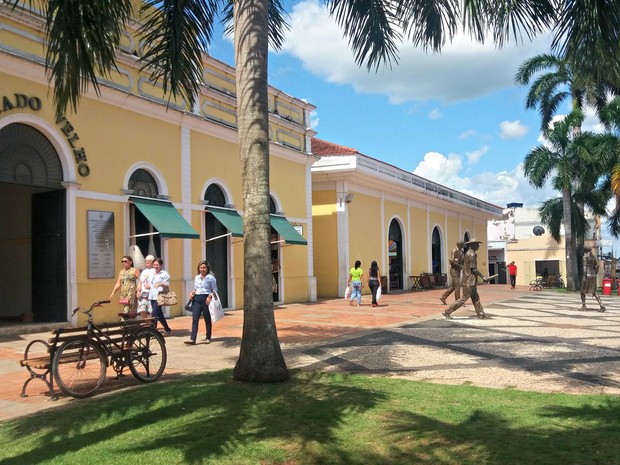 Com 87 anos, Mercado Velho foi 1ª prédio público de alvenaria da capital do Acre (Foto: Iryá Rodrigues/G1)
