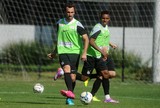 Thiago Ribeiro participa de jogo-treino e volta a ser opção após dois meses Thiago Ribeiro participa de jogo-treino e volta a ser opção após dois meses