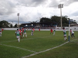 Estádio Álvaro Felício Abrahão, em Xapuri, interior do Acre (Foto: Divulgação/Prefeitura de Xapuri)