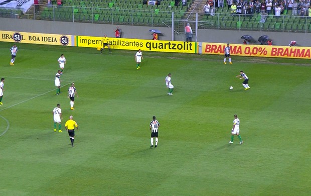 Frame Atlético-MG x Coritiba (Foto: Reprodução \Sportv)