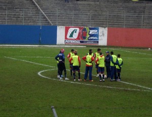 Grupo do Paraná treina na Vila Olímpica do Boqueirão (Foto: Fernando Freire)