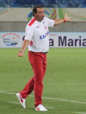 Roberto Fernandes - técnico do América-RN (Foto: Fabiano de Oliveira)