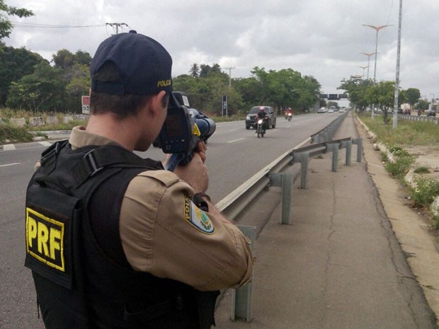 Fiscalização da PRF vai fiscalizar rodovias para evitar excesso de velocidade. (Foto: Polícia Rodoviária Federal)