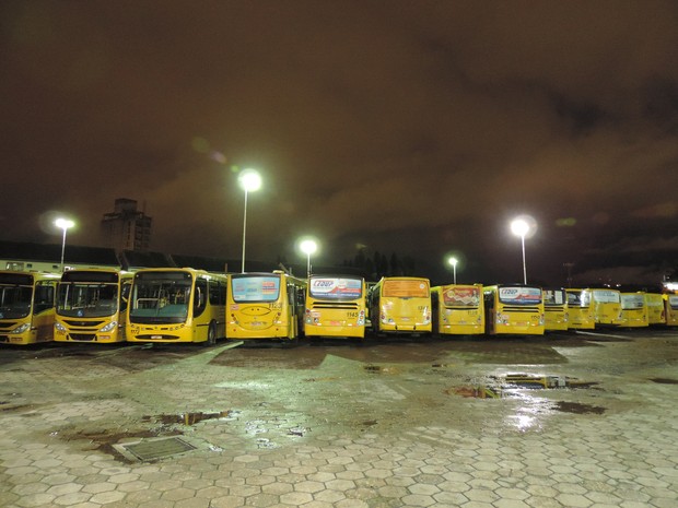 Ônibus da Glória não circulam desde a madrugada desta segunda-feira (9) (Foto: Jaime Batista/Divulgação)