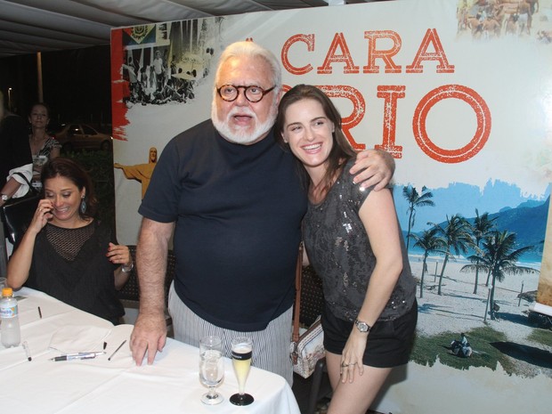 Ricardo Amaral e Alessandra Maestrini em lançamento de livro na Zona Sul do Rio (Foto: Thyago Andrade/ Brazil News)