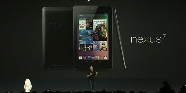 Executivo Hugo Barra apresenta o tablet do Google, chamado Nexus 7 (Foto: Reprodução)