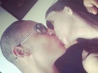 Simony publica foto de beijo com novo namorado