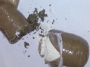 Homem é preso tentando entrar com drogas no CDP de Suzano, diz Secretaria (Foto: Secretaria de Administração Penitenciária/Divulgação) Homem é preso tentando entrar com drogas no CDP de Suzano, diz Secretaria (Foto: Secretaria de Administração Penitenciária/Divulgação)