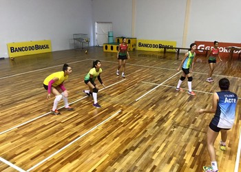 Seleção Acreana conquista primeira vitória t no Brasileiro Infanto-Juvenil feminino (Foto: FEAV/Divulgação)