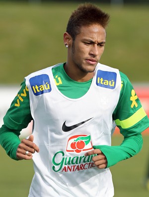 neymar brasil treino (Foto: Wander Roberto / Vipcomm)