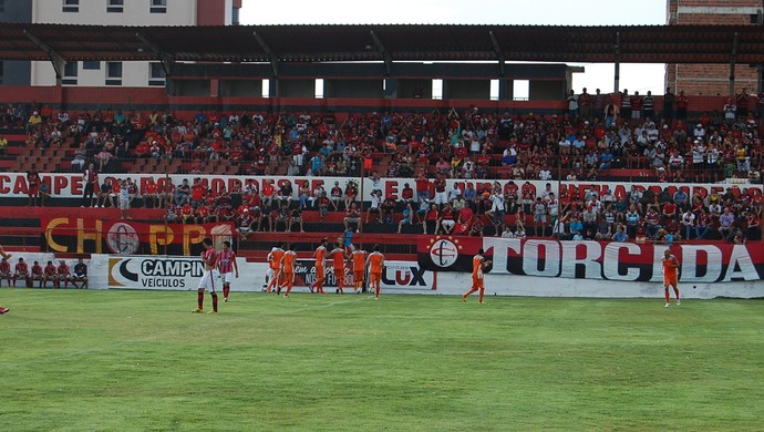 Jogo treino Campinense, no Renatão (Foto: Silas Batista / GloboEsporte.com/pb) Jogo treino Campinense, no Renatão (Foto: Silas Batista / GloboEsporte.com/pb)