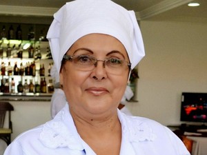 Solange Batista apresenta prato da culinária amapaense, em Minas Gerais (Foto: Divulgação/Fecomercio)