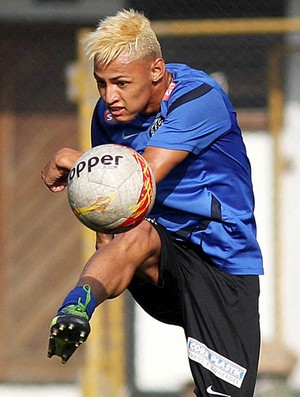 Neilton Santos (Foto: Pedro Ernesto Guerra Azevedo/Divulgação Santos FC)