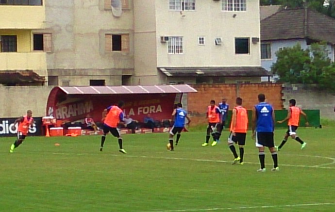 Treino Flamengo (Foto: Thiago Benevenutte)