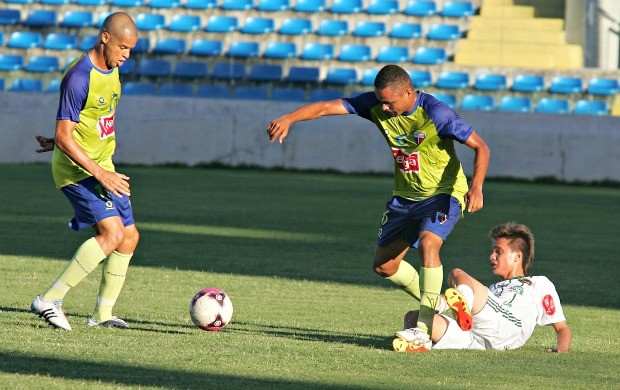 Fortaleza dominou todas as ações ofensivas da partida (Foto: Kid Júnior/Agência Diário)