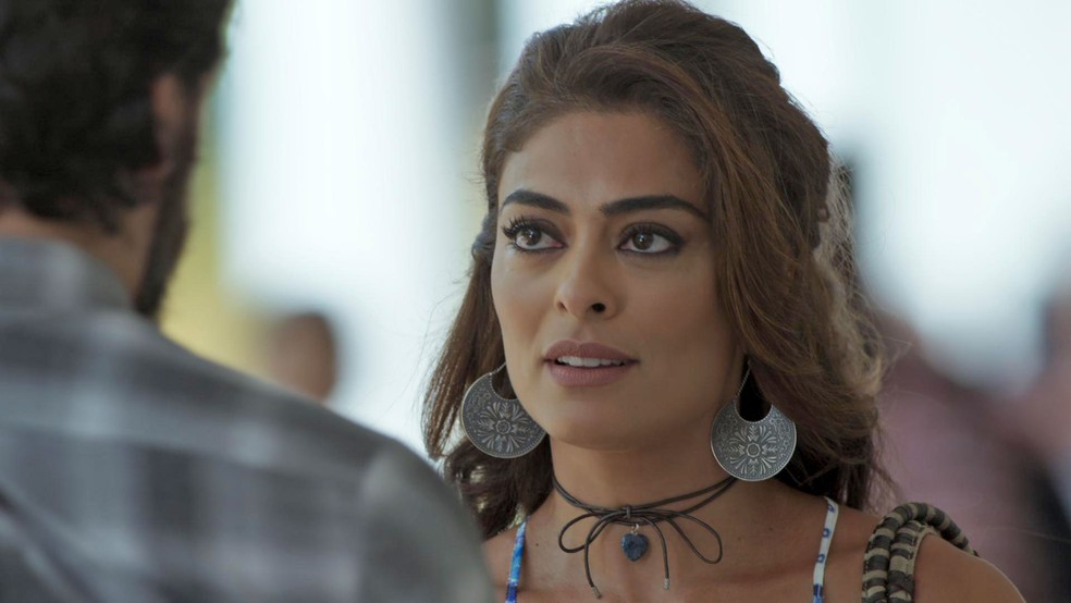 E essa expressão de surpresa de Bibi, hein? (Foto: TV Globo)