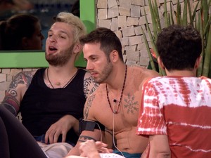 BBB às 01h26m do dia 15/01. (Foto: Big Brother Brasil)