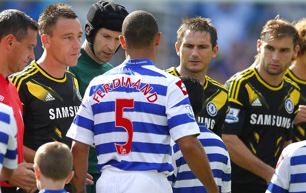Terry e Ferdinand, Rangers x Chelsea (Foto: Agência Reuters)